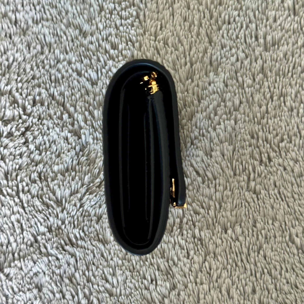 Louis Vuitton Black Leather Wallet - photo 3