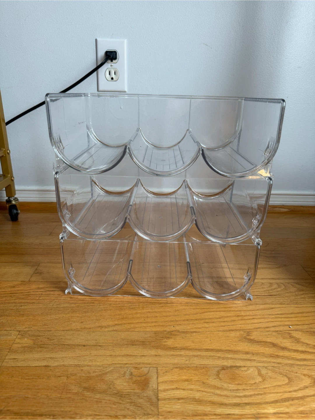 Stackable Clear Plastic Bottles Rack