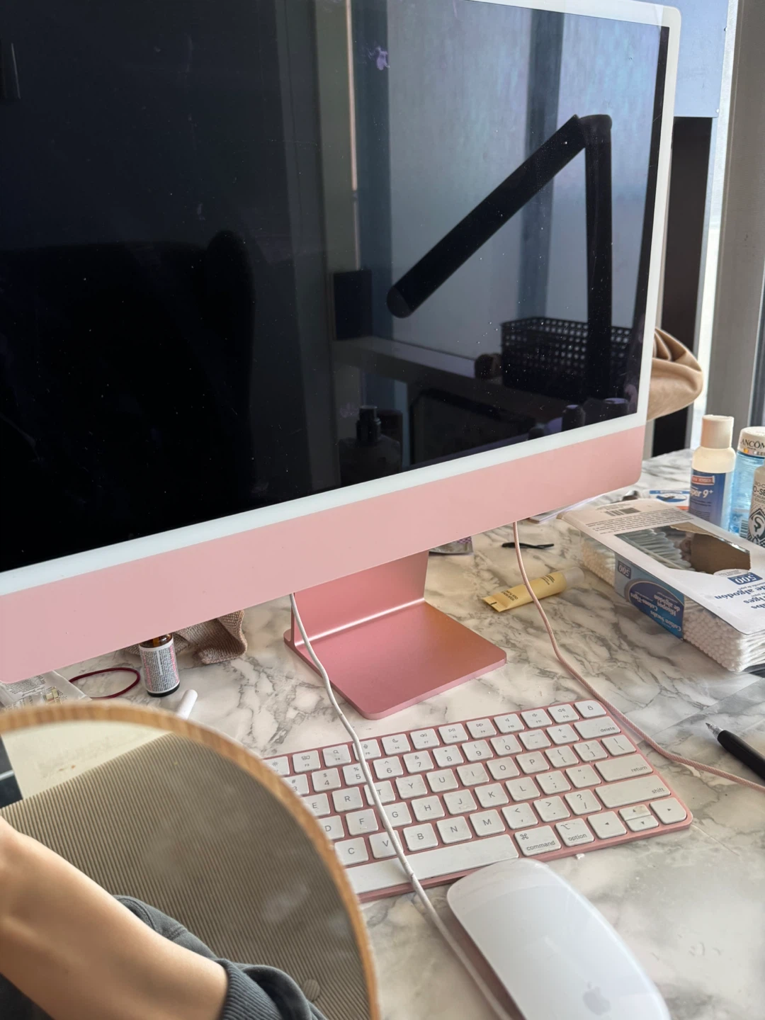 Pink Apple iMac 24-inch