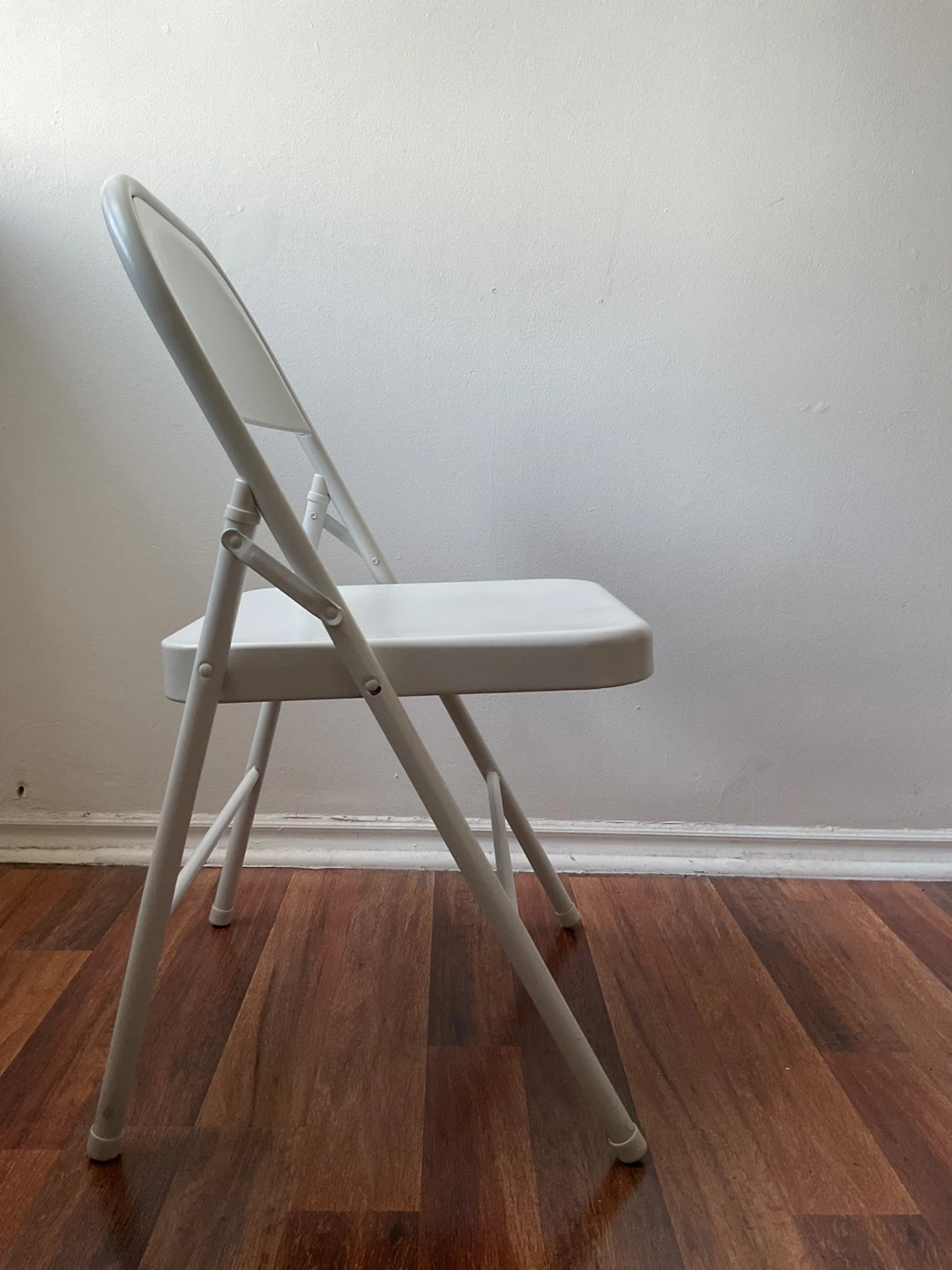 White Foldable Metal Chair - photo 2