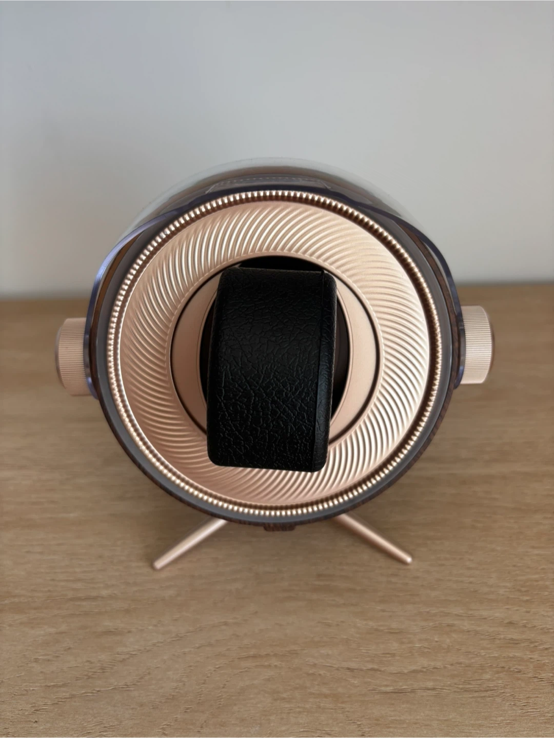 Single Watch Winder with Ambient Light - photo 2