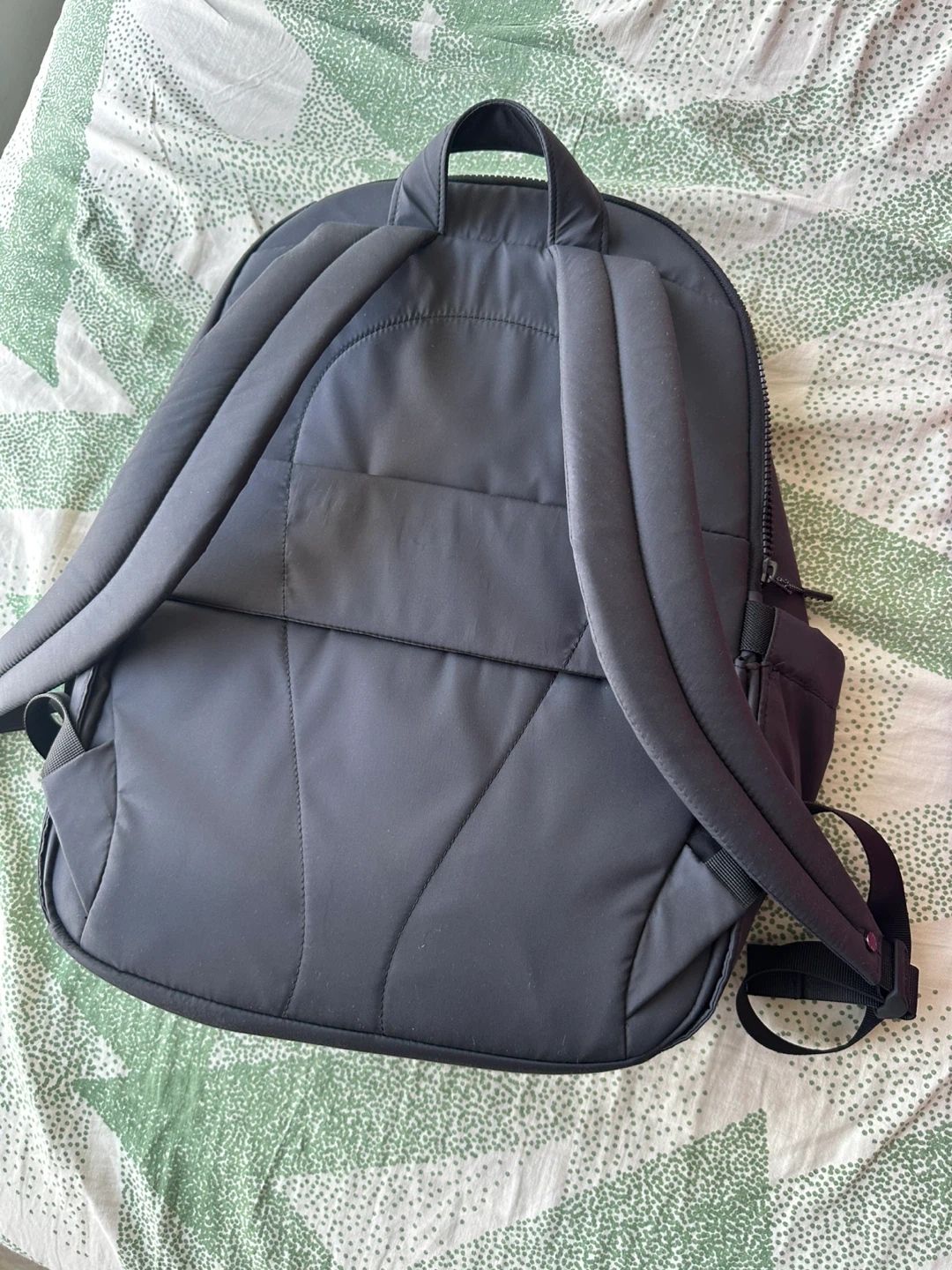 Lululemon Black Backpack - photo 4