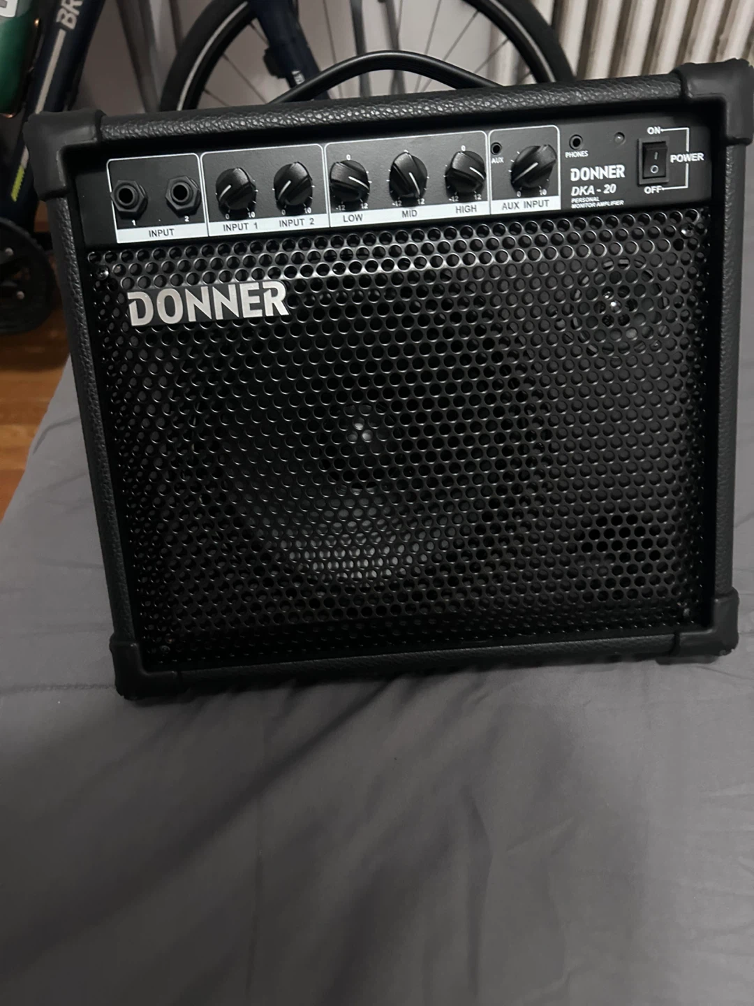 Donner DKA-20 Personal Monitor Amplifier - photo 3
