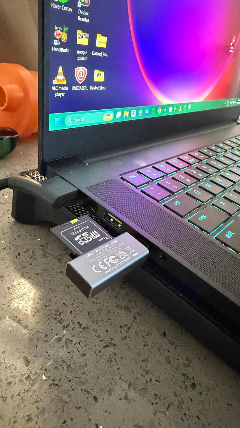 15” Razer Blade Base Laptop RTX 2070 Max-Q - photo 3