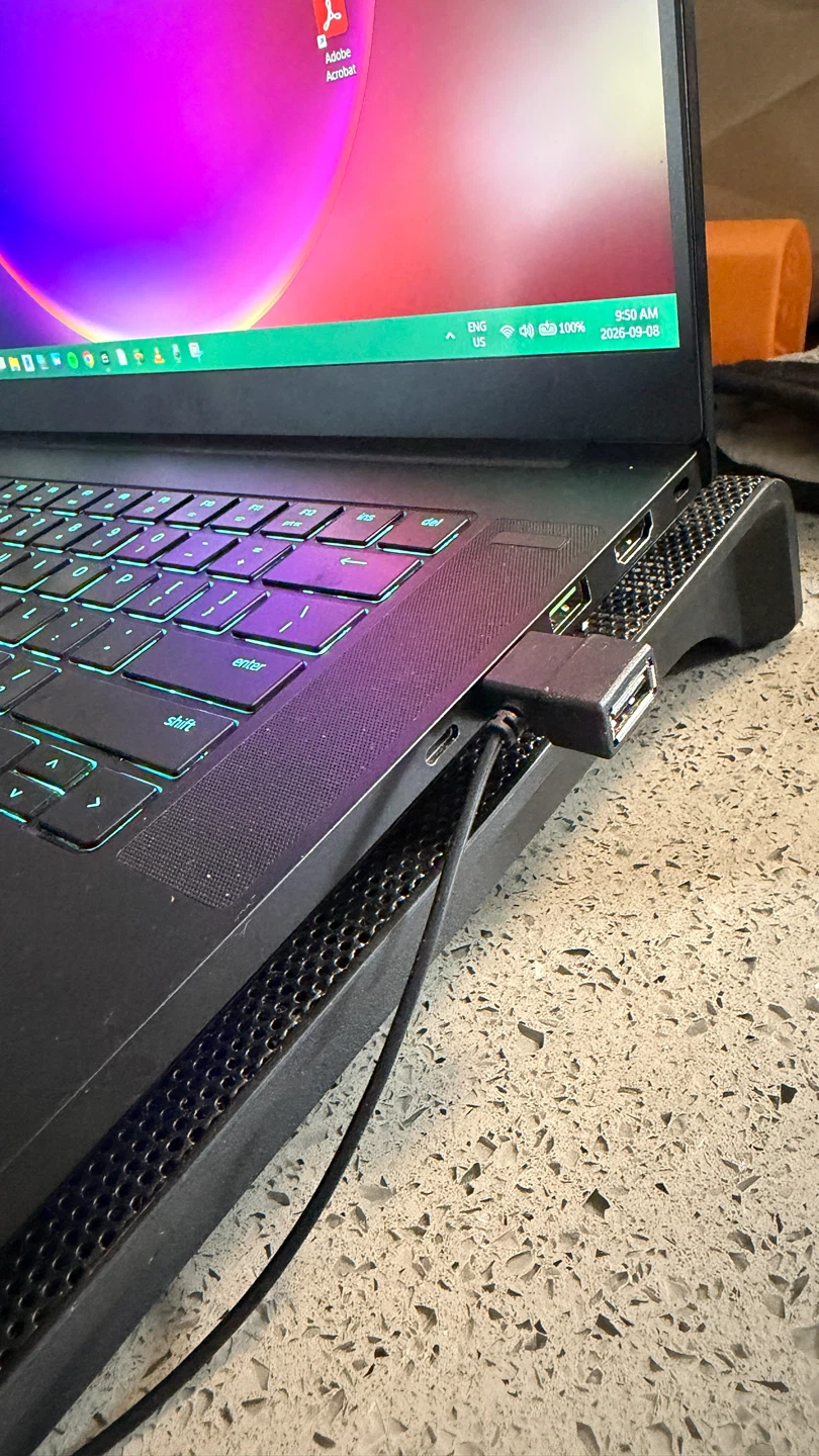 15” Razer Blade Base Laptop RTX 2070 Max-Q - photo 4