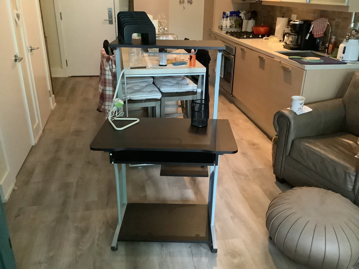 Mobile Computer Desk with Keyboard Tray - photo 3