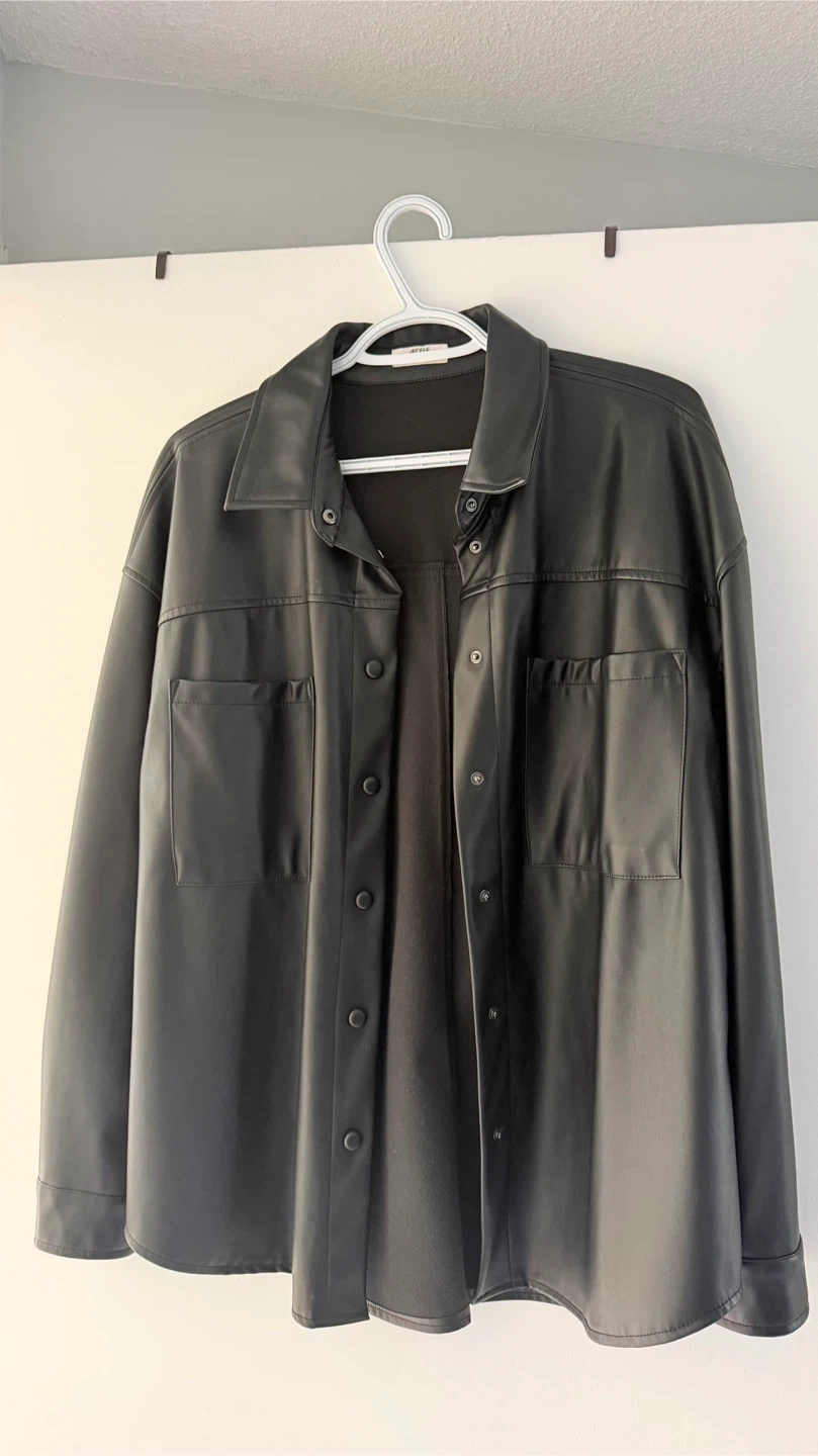 Ardene Women’s Black Faux Leather Shacket