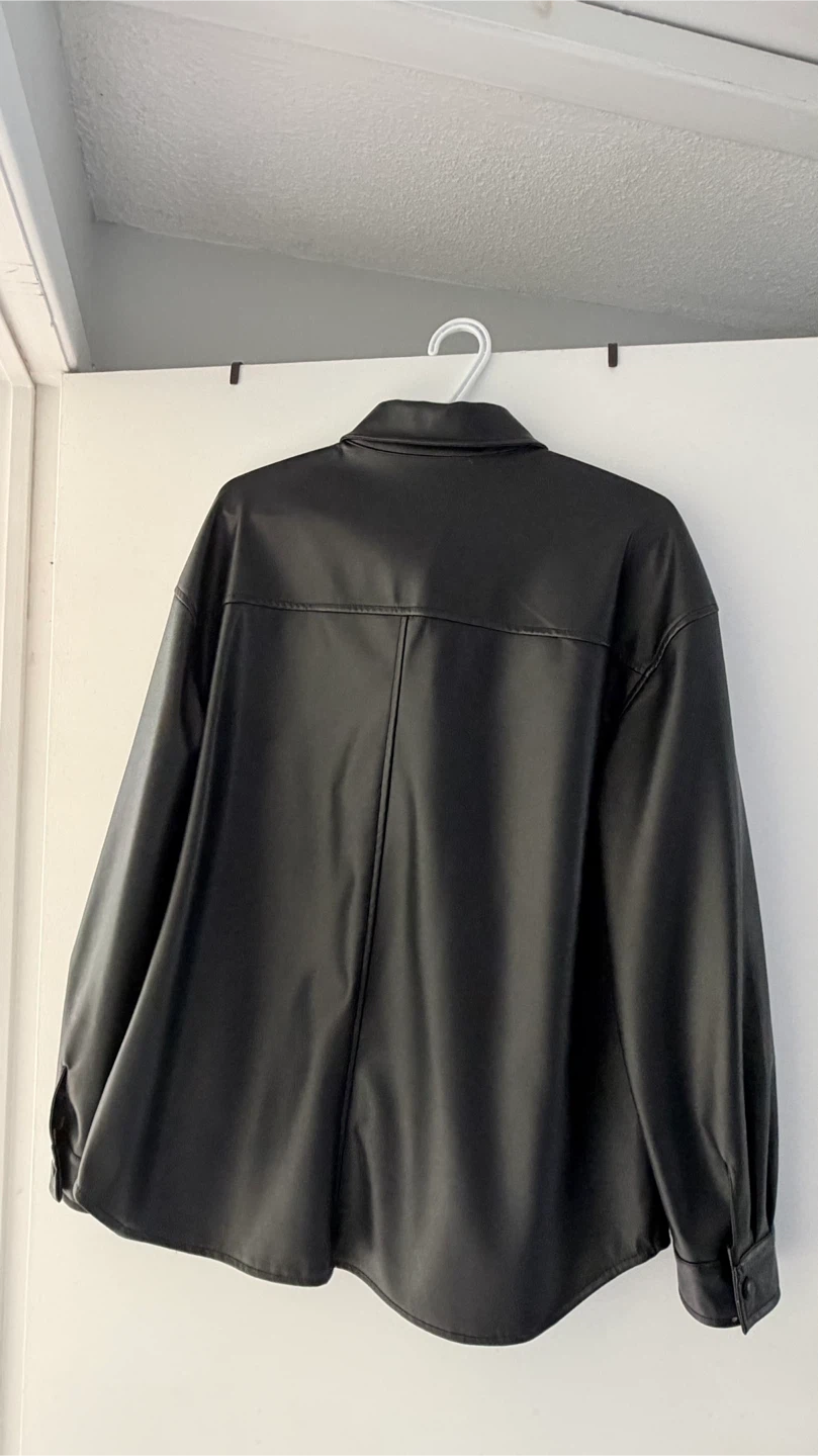 Ardene Women’s Black Faux Leather Shacket - photo 3