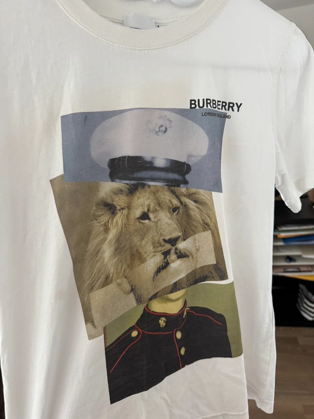 Burberry Graphic Lion Print T-Shirt