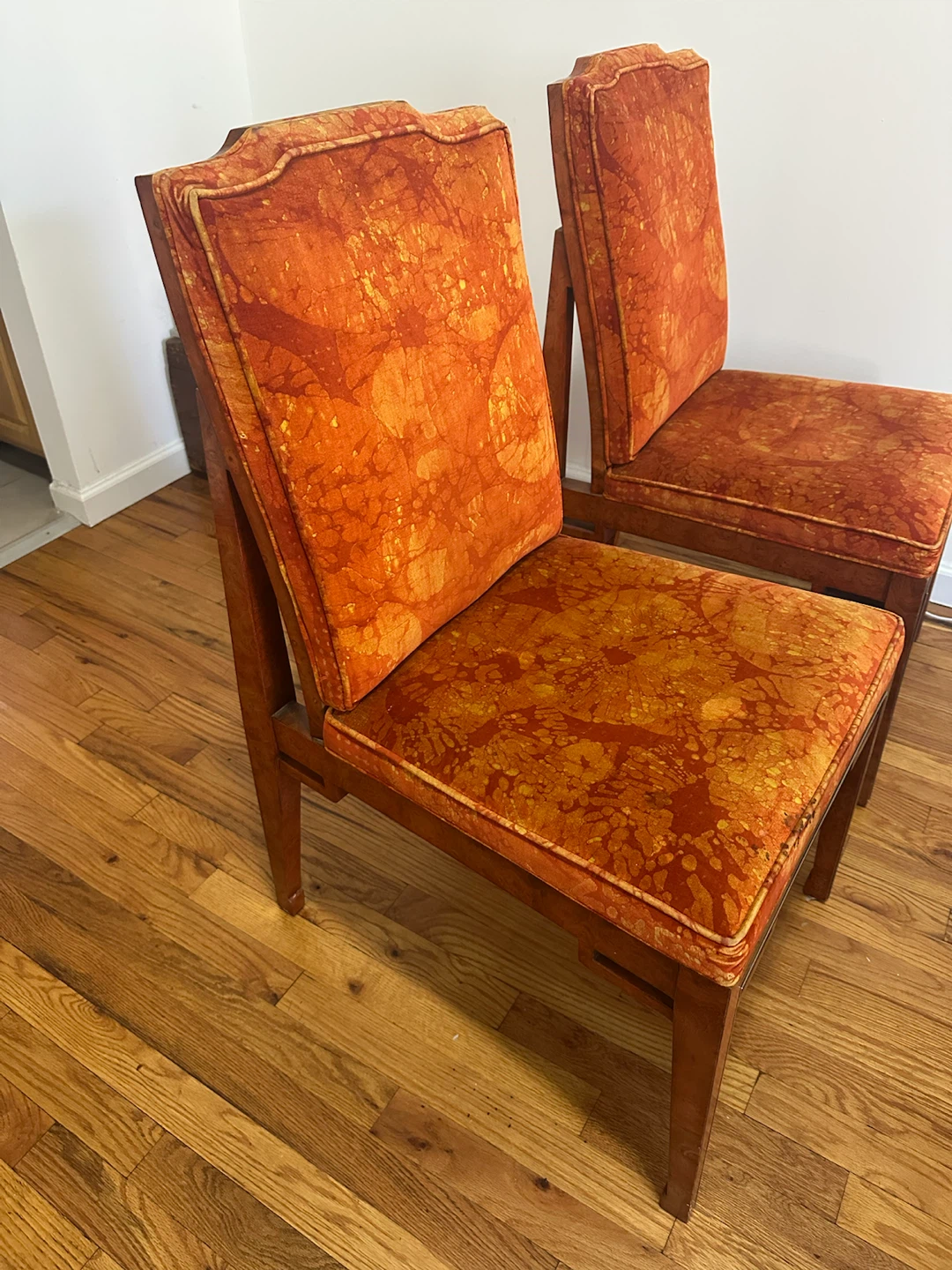 Vintage set of four high-back dining chairs - photo 5