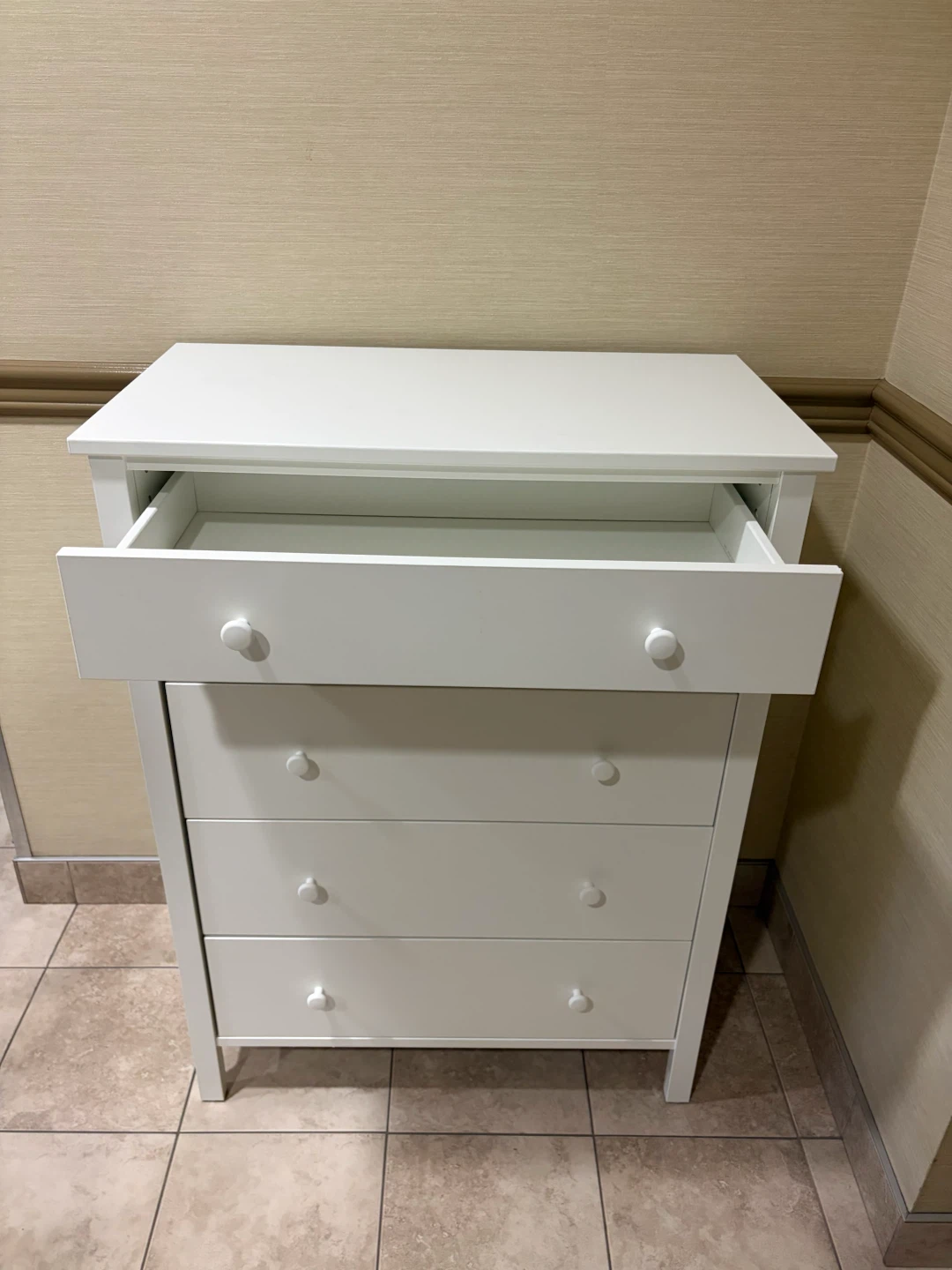 IKEA white dresser - photo 2