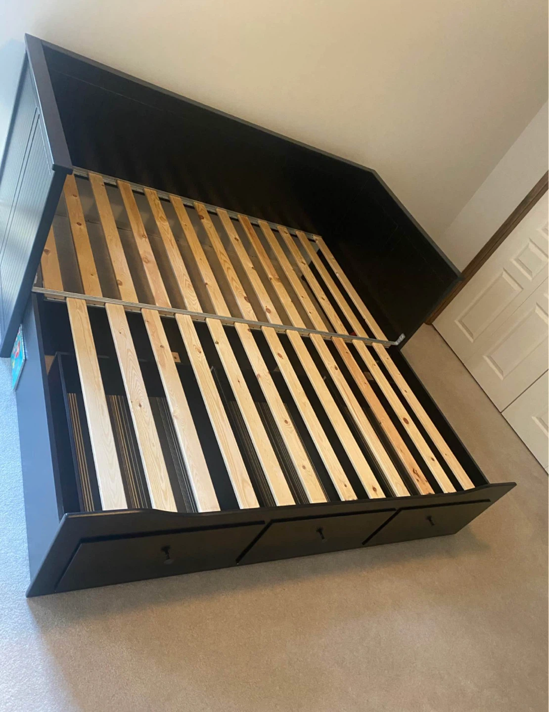 IKEA HEMNES daybed in black with 3 drawers