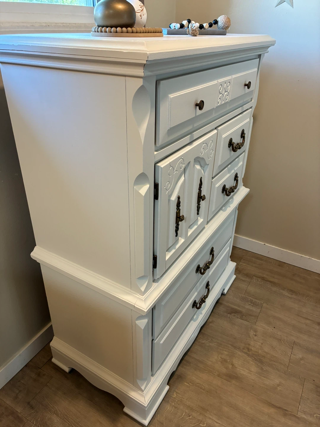 Dresser - photo 2