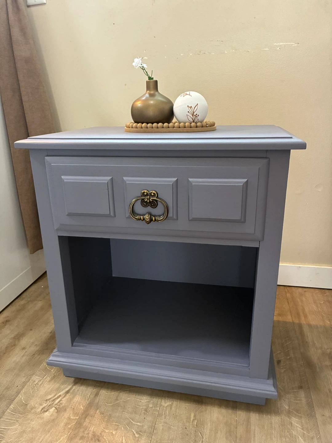 Bedside table
