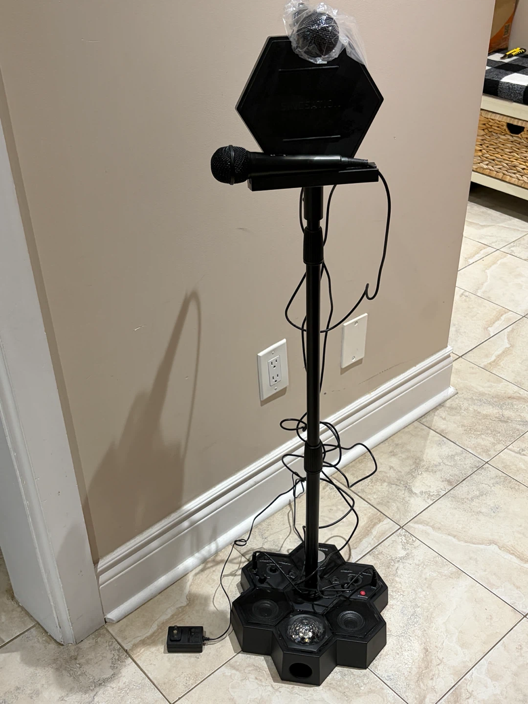 Singsation Karaoke Machine with Light Stand