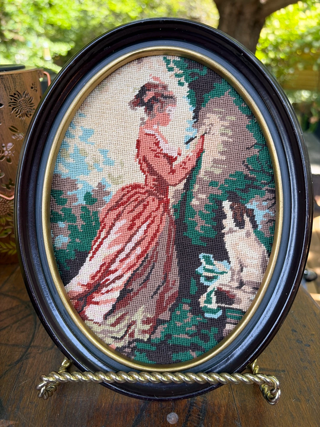 Pair of Beautiful Vintage Oval Needlepoint Wall Decor - photo 3