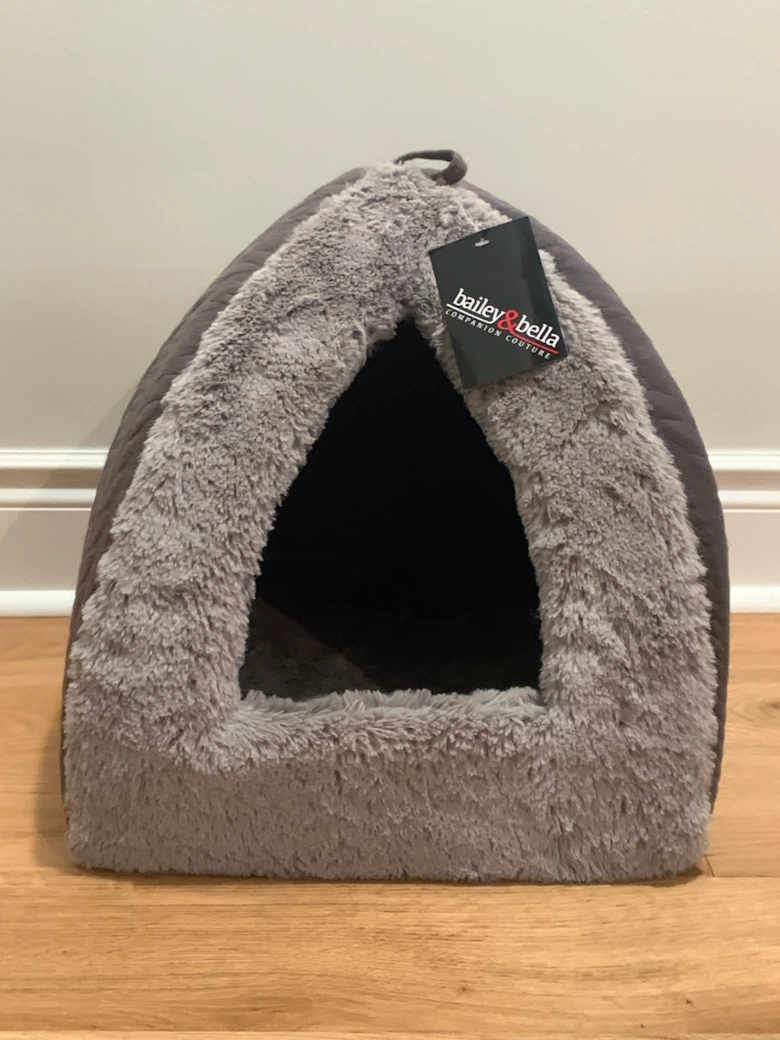 Bailey & Bella Pet Igloo Bed