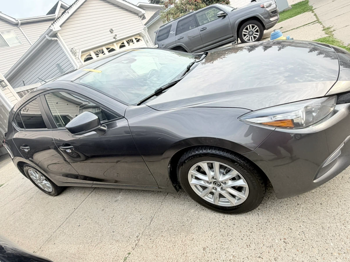 2017 mazda 3 - photo 2