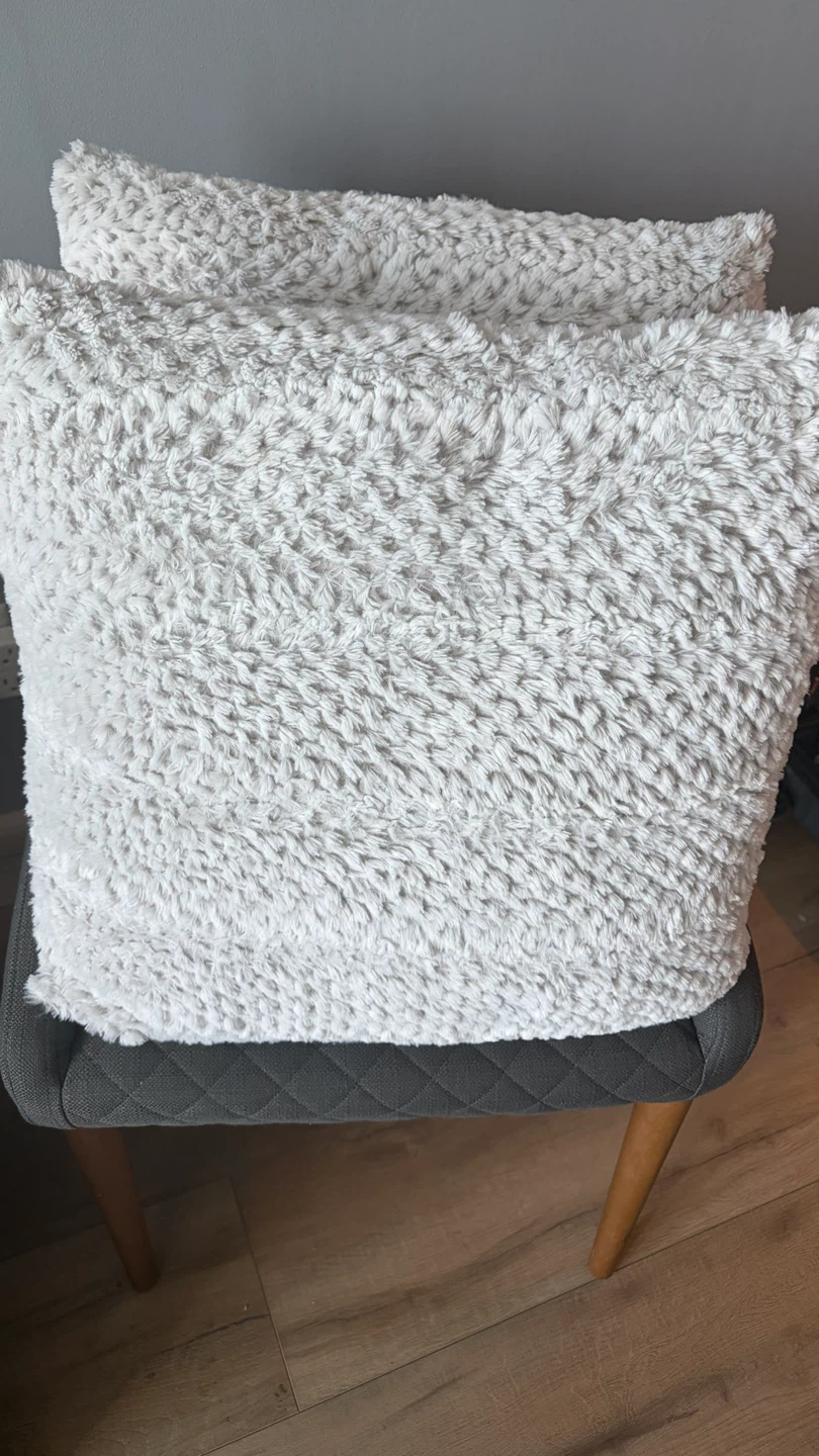 Set of cushions