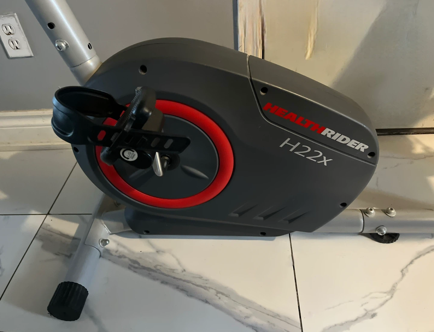 HealthRider H22x Recumbent Exercise Bike - photo 2