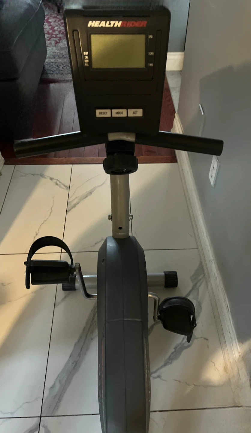 HealthRider H22x Recumbent Exercise Bike - photo 3