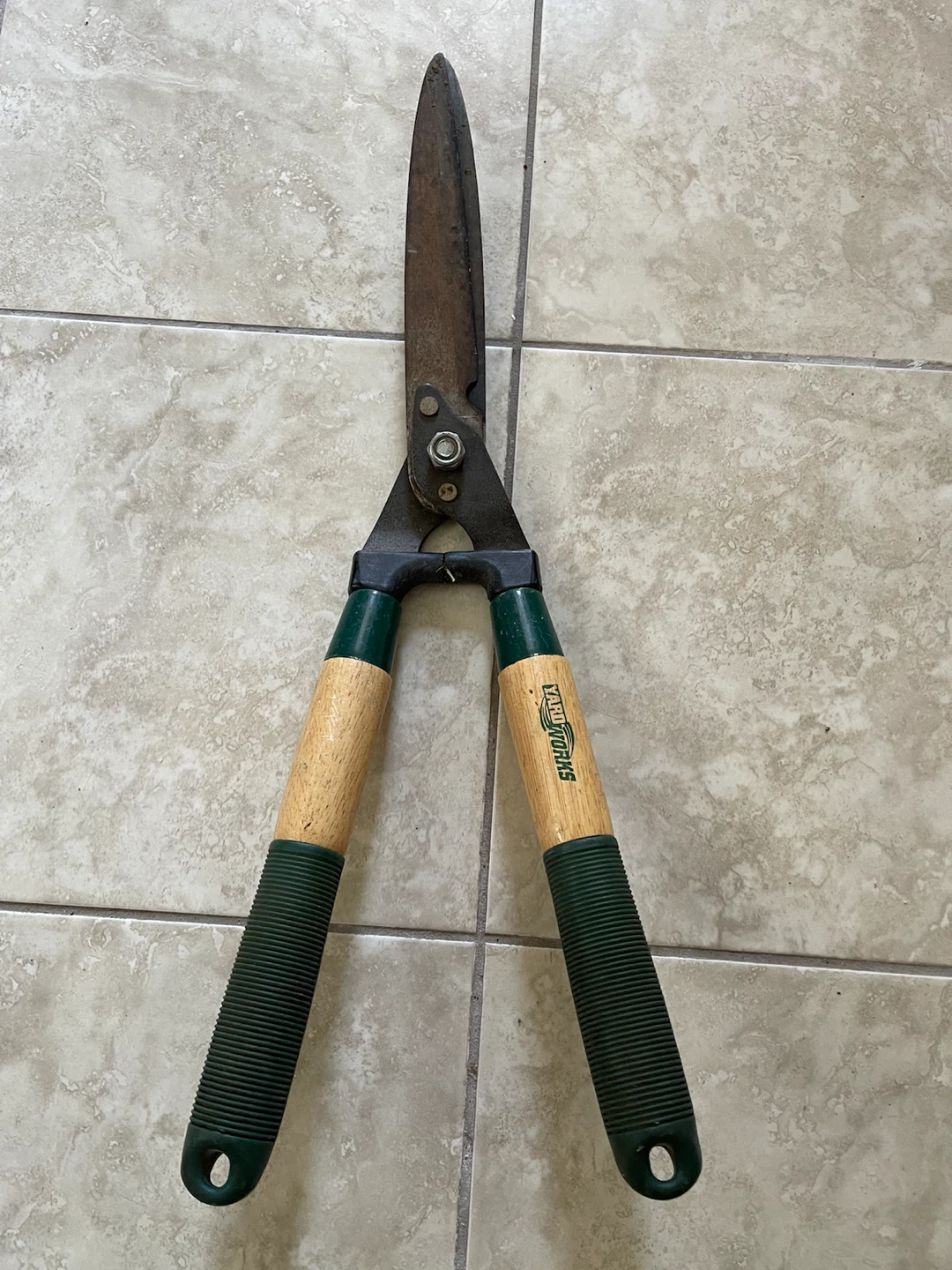 Yardworks Hedge Shears