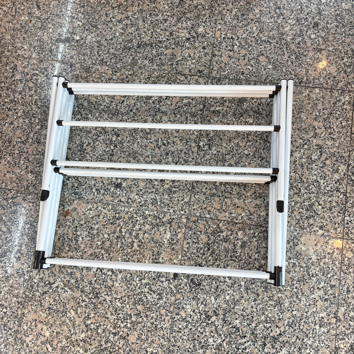 Collapsible White Laundry Drying Rack - photo 4