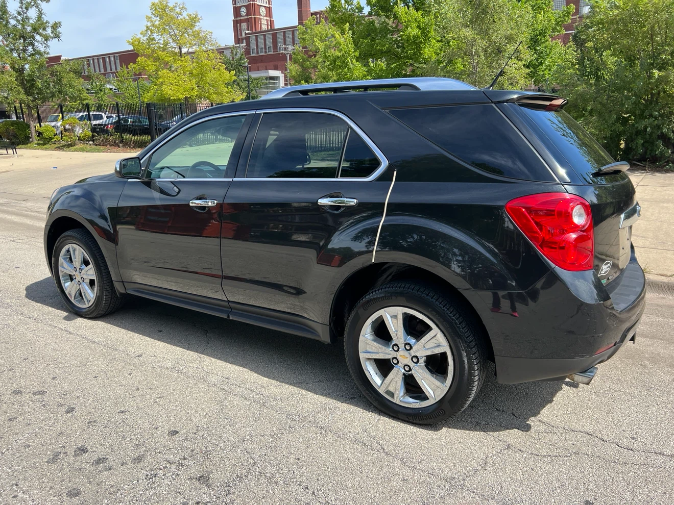 Chevrolet Equinox SUV 2012 - photo 2