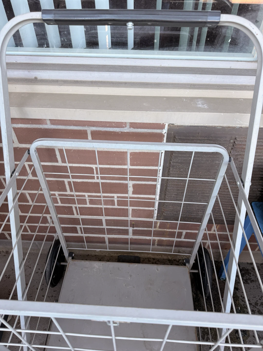 Metal Wire Utility Shopping Cart - photo 2
