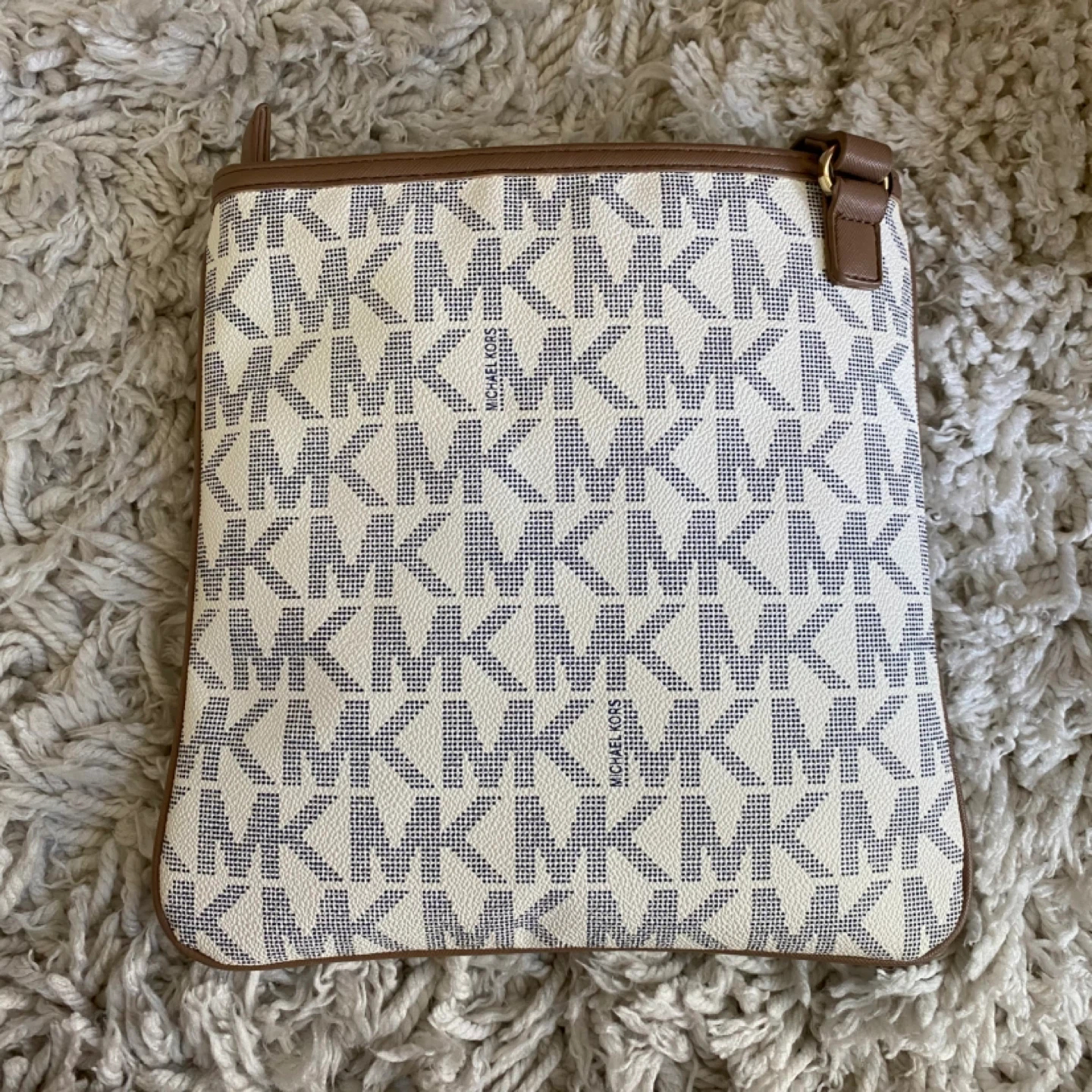 Michael Kors Crossbody Bag - photo 2