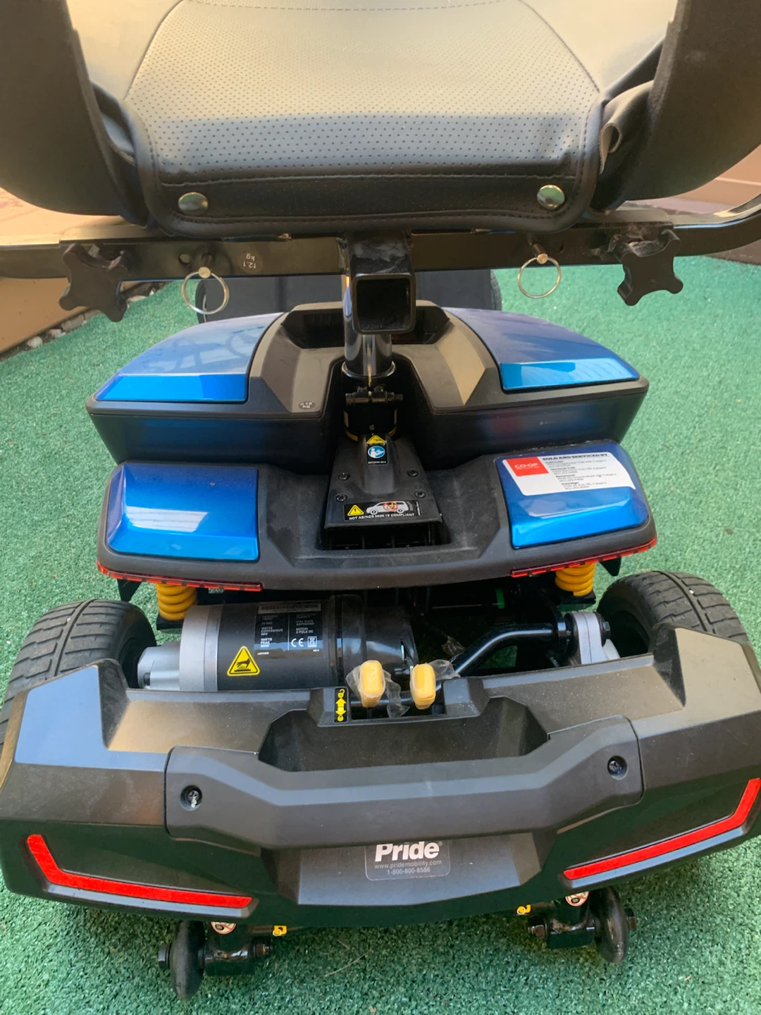 Pride Mobility Zero Turn 8 Blue Mobility Scooter - photo 2
