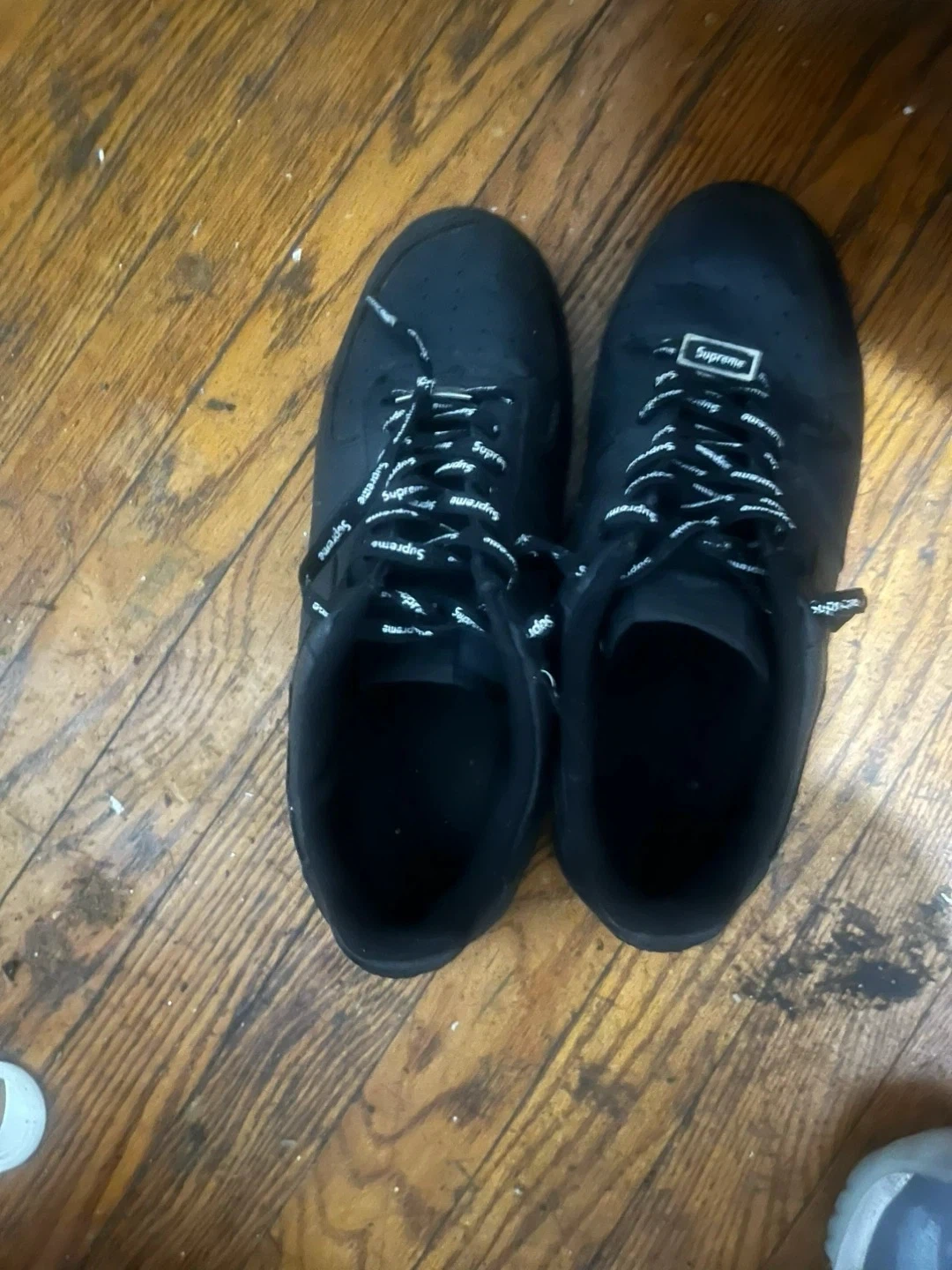 Supreme x Nike Air Force 1 Low Black - photo 4
