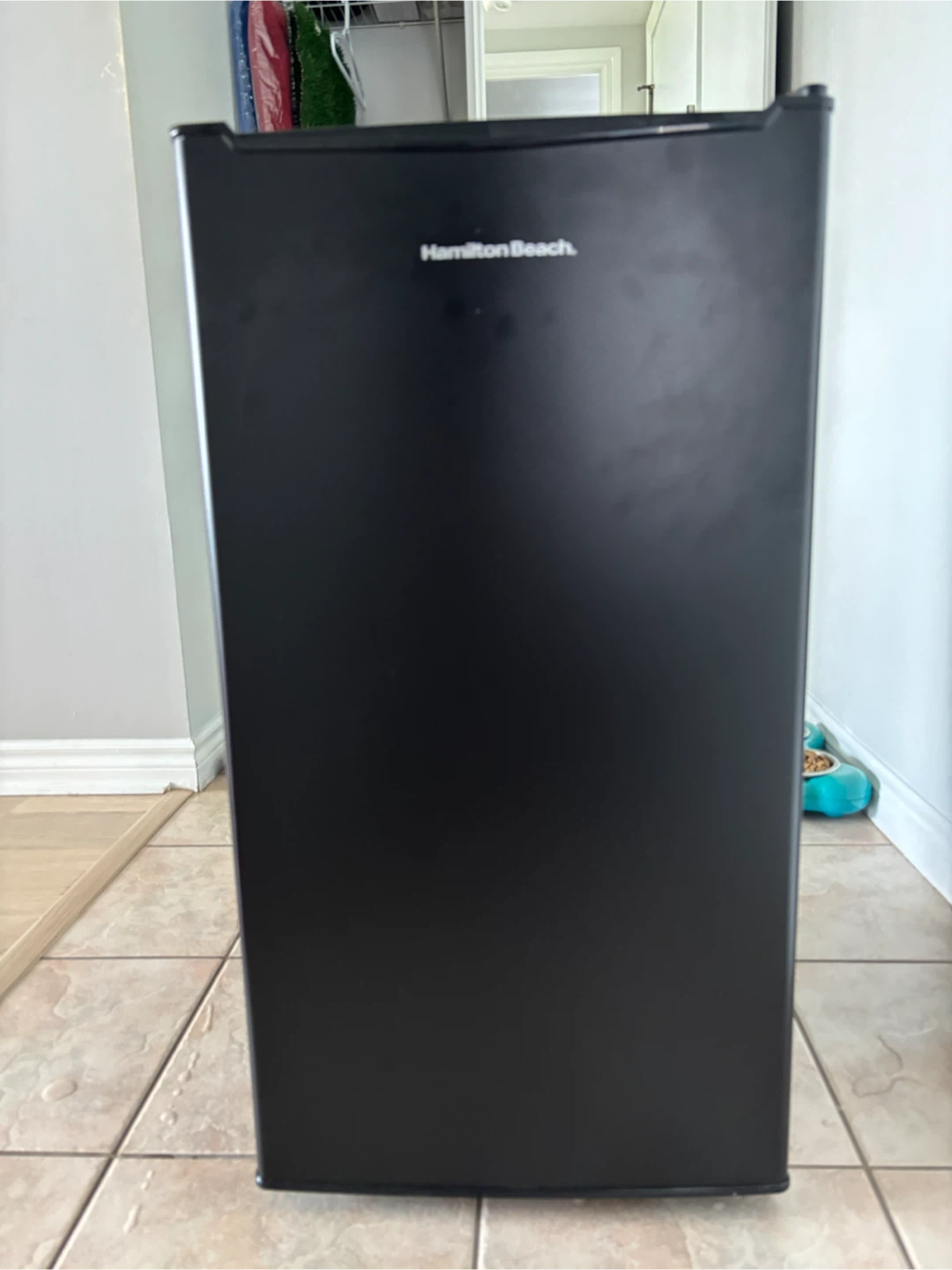 🧊 Mini Fridge for Sale! 😊