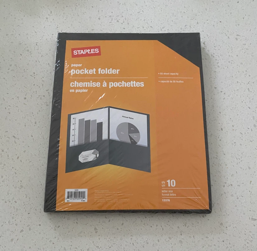 Staples Paper Pocket Folders - 10 Pack