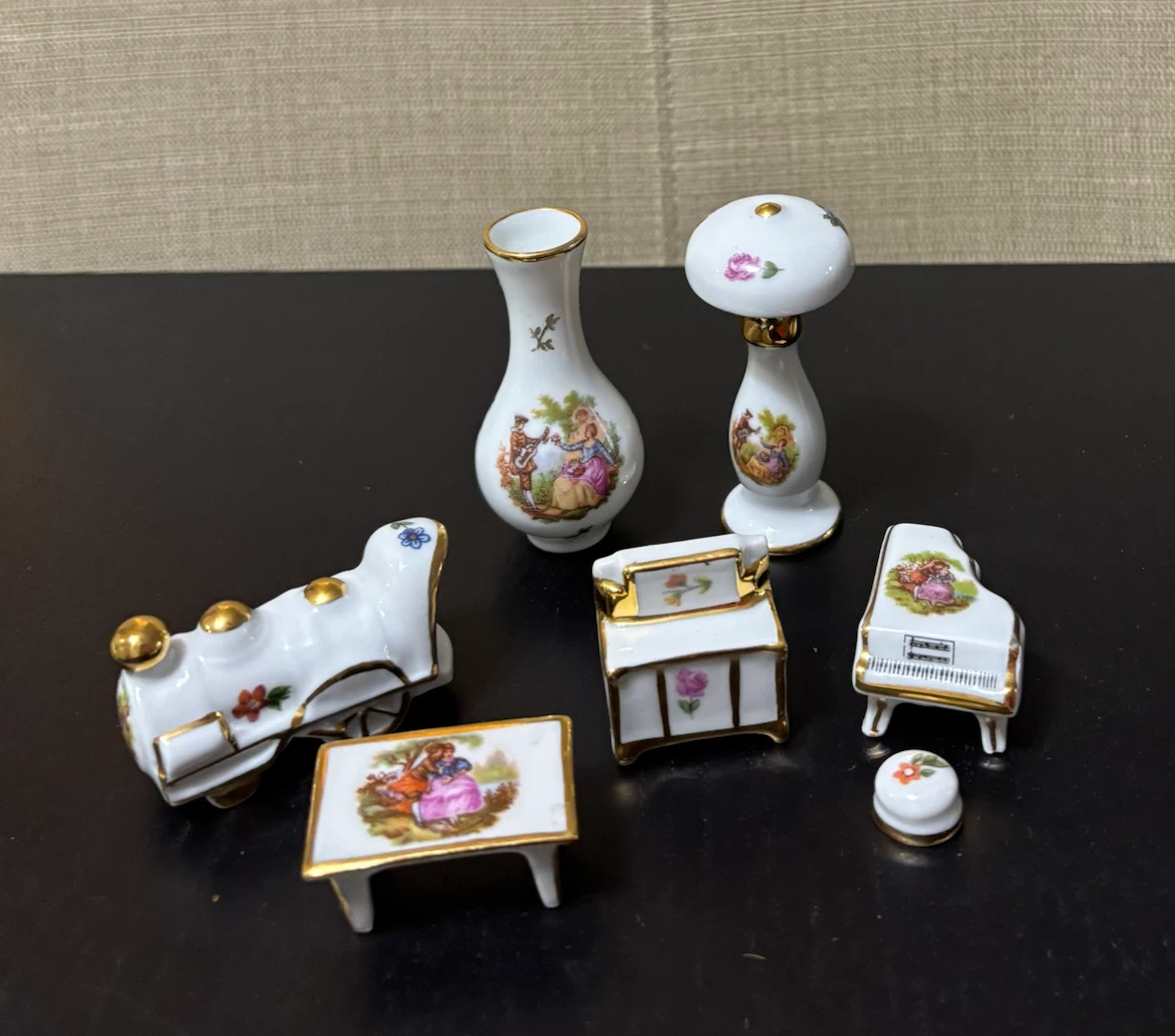 Set of 6 Limoges Porcelain Miniatures - photo 2