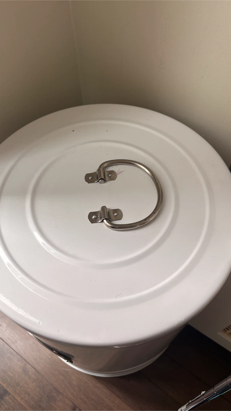 White Metal Pet Food Storage Bin - photo 2