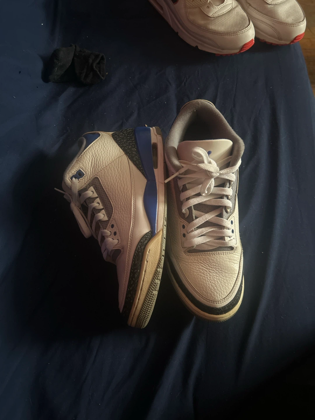 Air Jordan 3 Retro Sneakers - photo 2