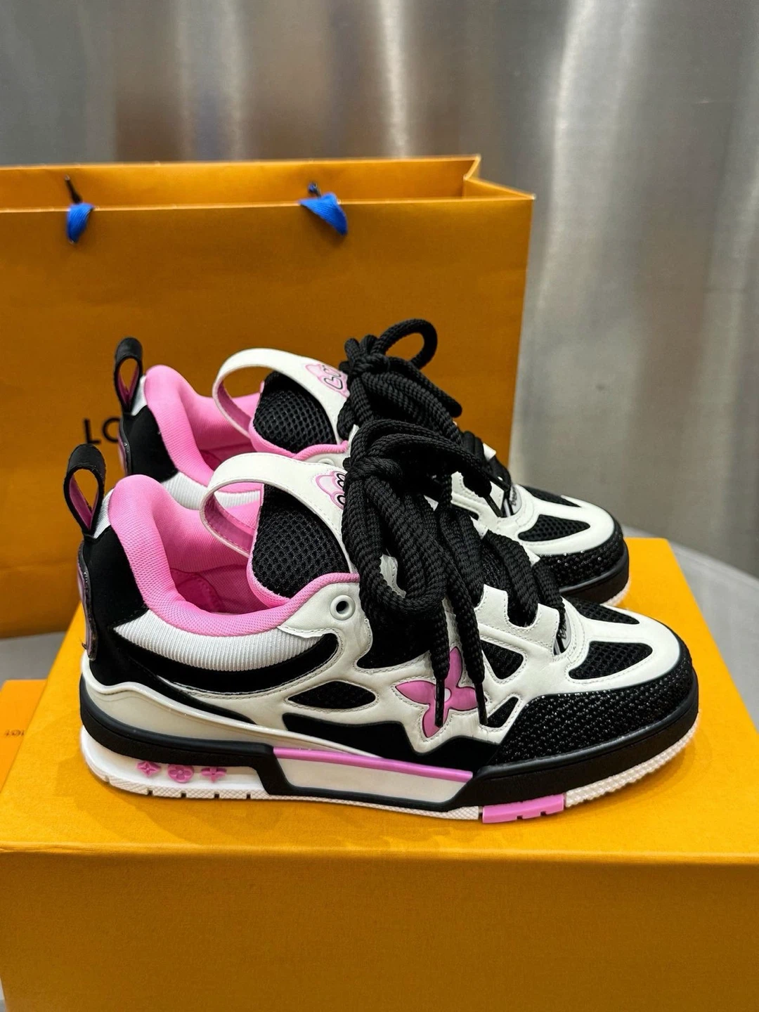Louis Vuitton Skate Sneakers Black and Pink - photo 2