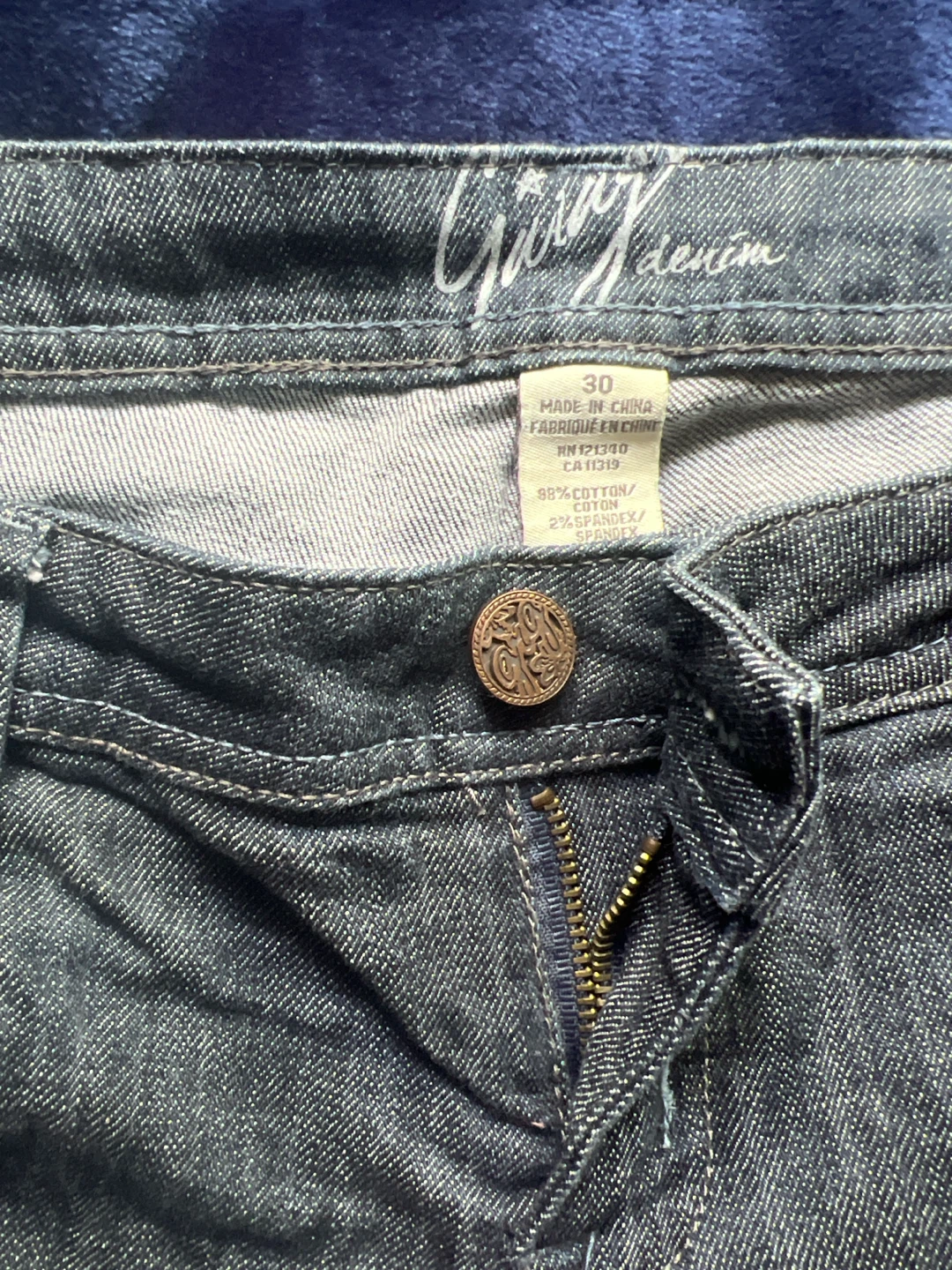 Gitano Denim Shorts Size 30 - photo 2