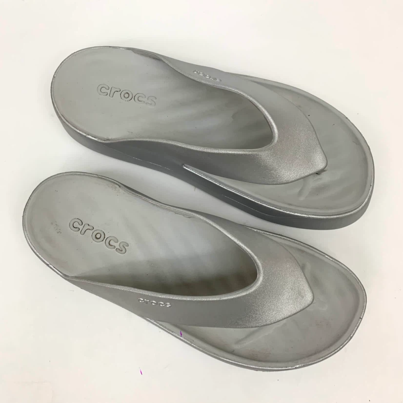Women’s Platform Flip Flops Size 6 Silver Sandals Shoes Footwear - photo 2
