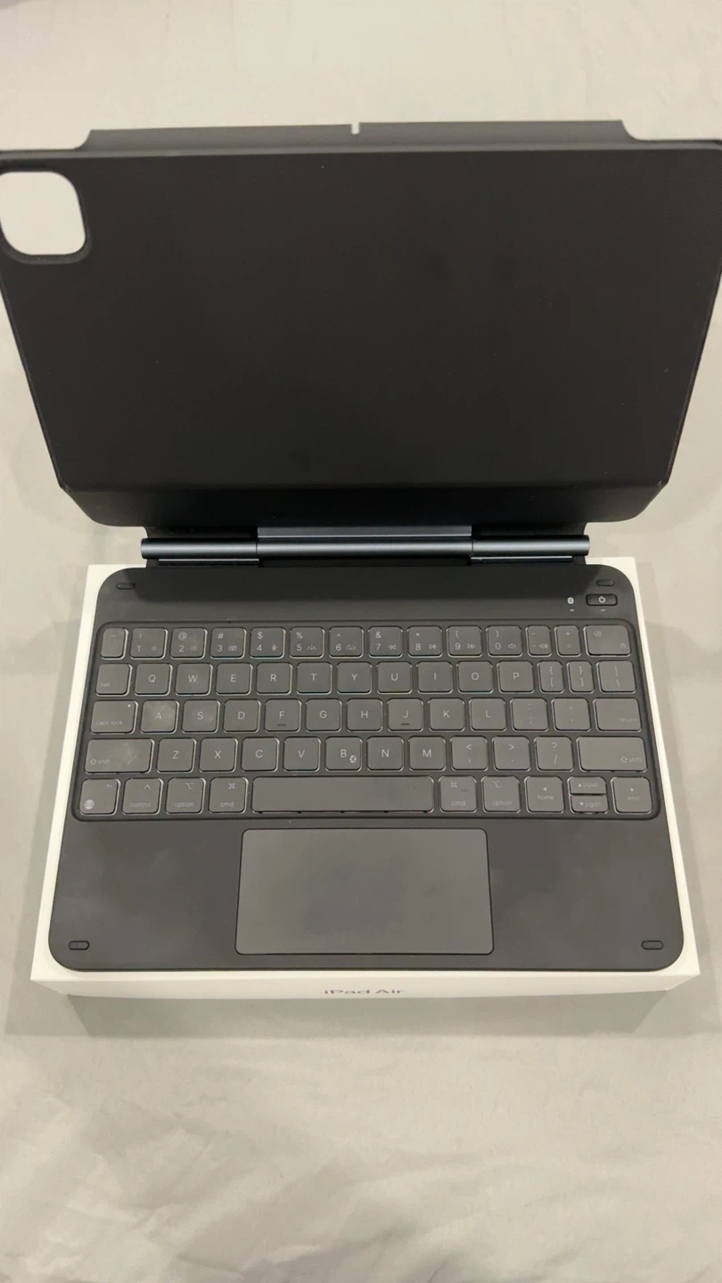 iPad Air 11” M3 256GB + Apple Pencil Pro + ESR Keyboard - photo 4