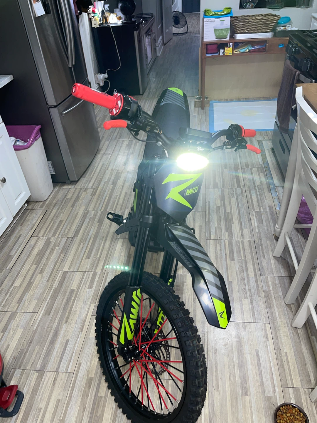 Rawrr Mantis Electric Dirt Bike - photo 2
