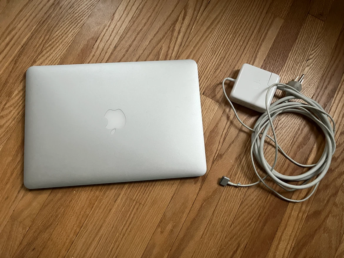 Apple MacBook Pro 13-inch Early 2015 - photo 5