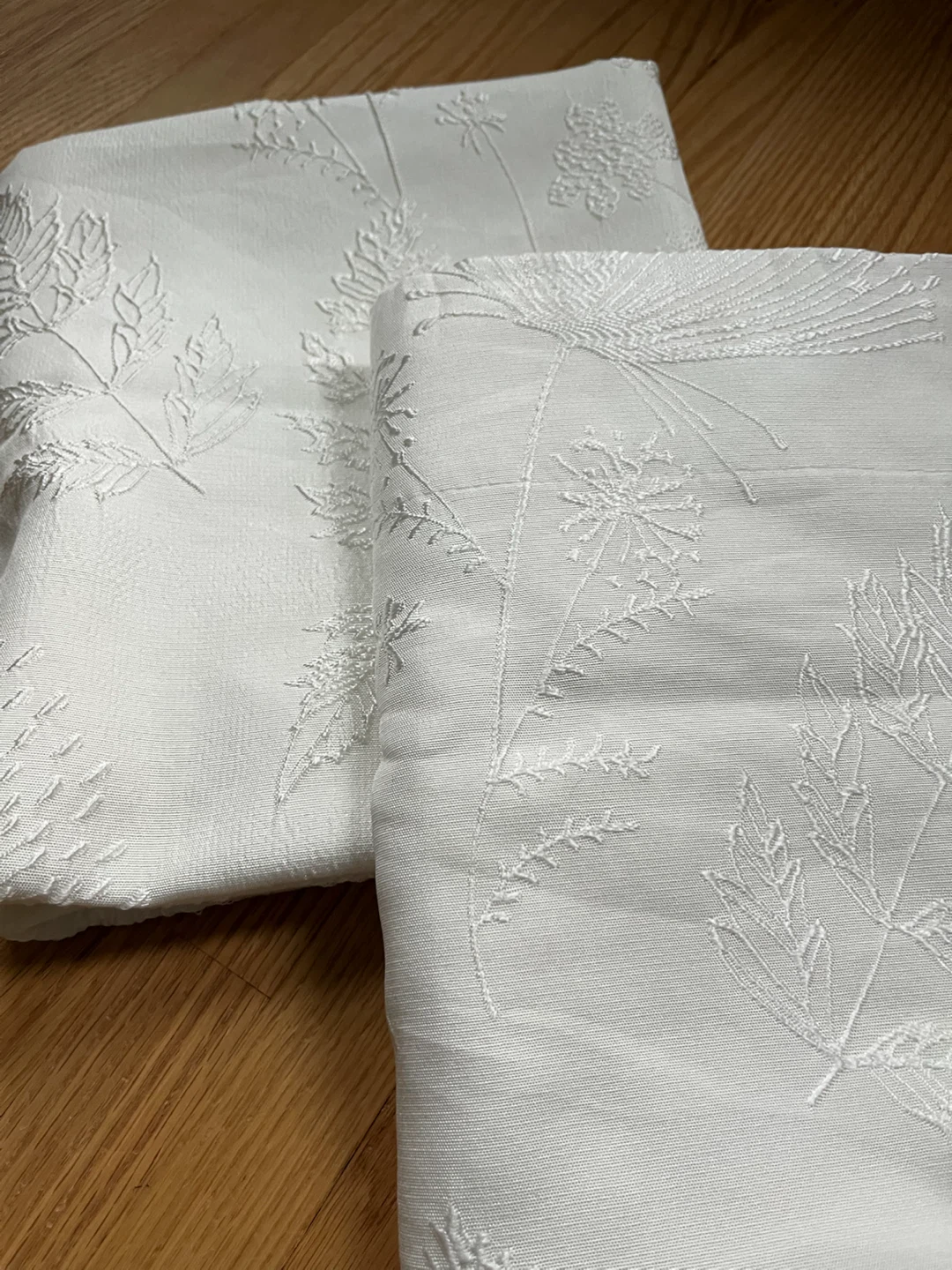 White Floral Embroidered Curtains - 2 panels - photo 4