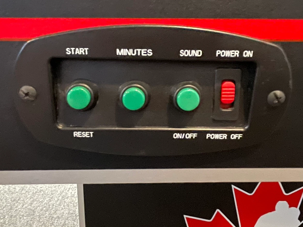 Air hockey game table with electronic scoreboard - photo 5