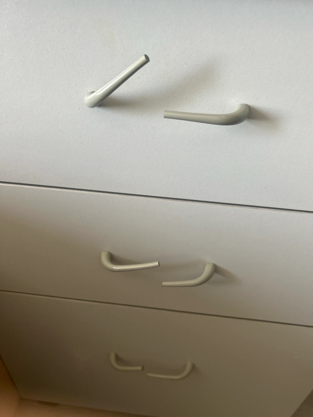 Future Furniture 3-Drawer Filing Cabinet - photo 3