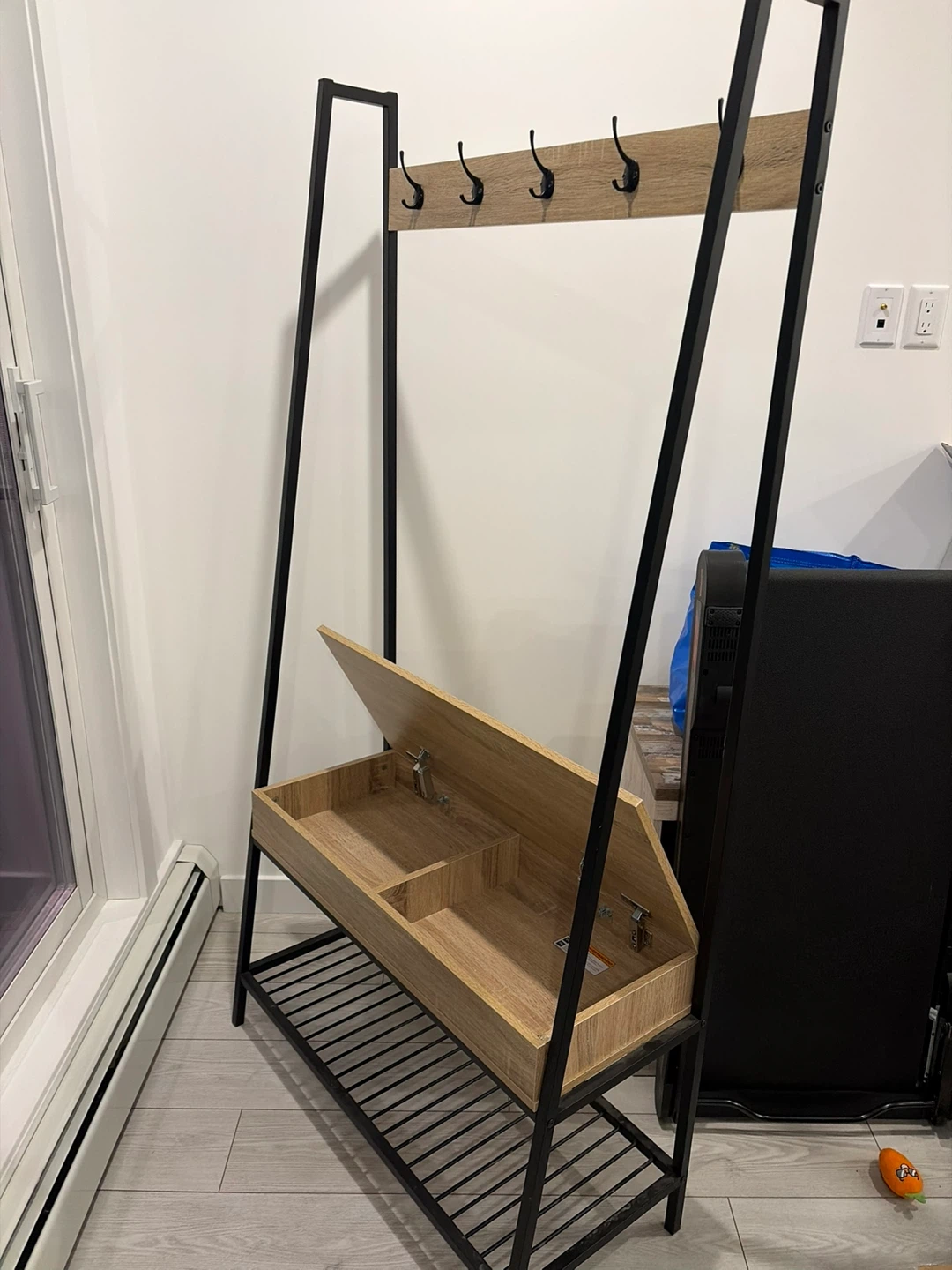 Coat hanger with bench