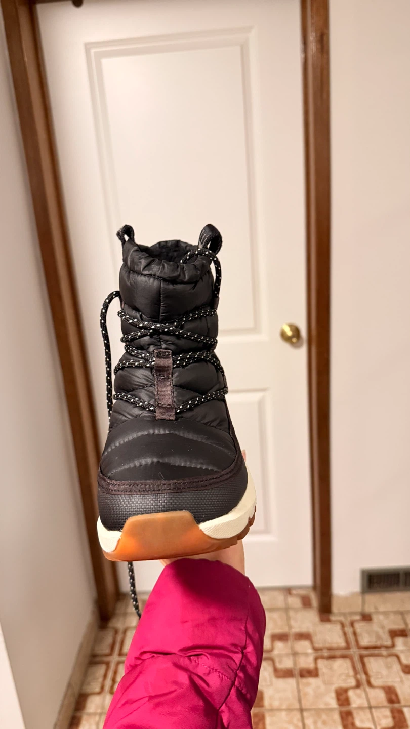 North Face Boots - photo 2
