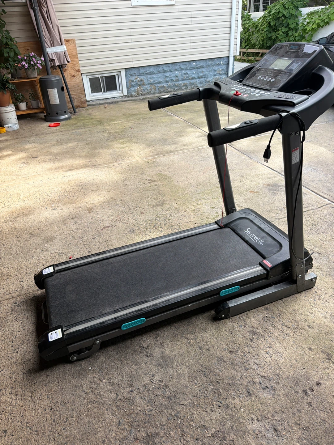 SereneLife SLFTRD35 Foldable Treadmill