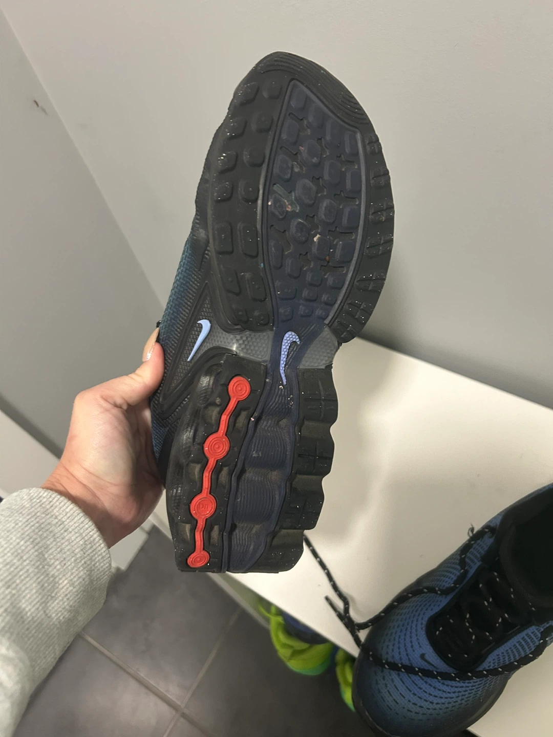 Nike Air Max Pulse Shoes 6.5 y - photo 2